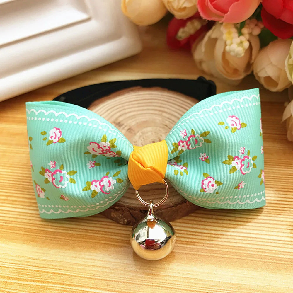 Cat Bow Tie Collar – Adjustable with Bell for Holidays & Photos