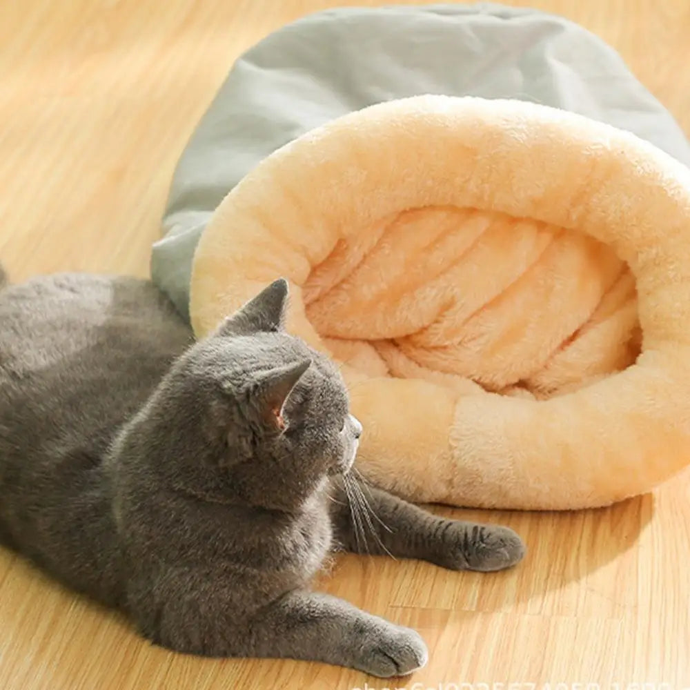 Semi-Enclosed Cat Cave Bed – Soft Tunnel Hideaway